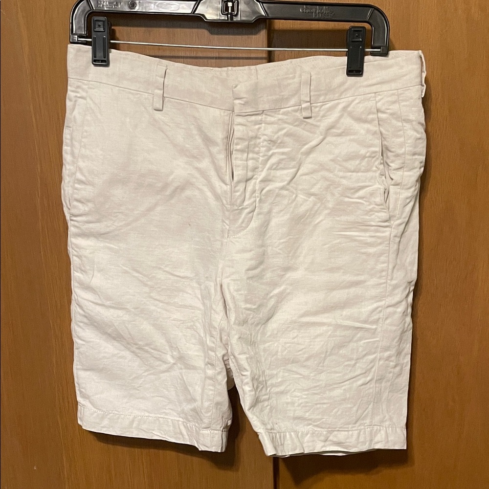 Classic Off-White Linen Flat Front Men's Shorts